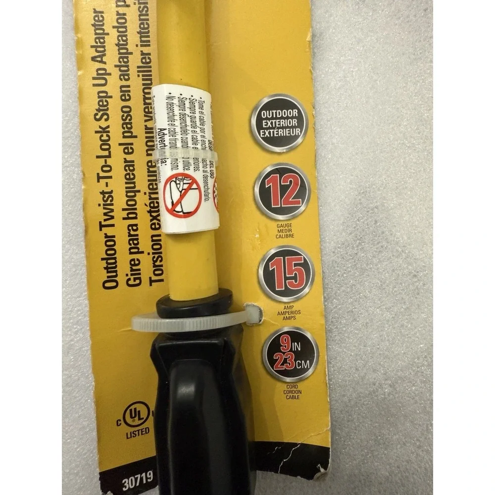 NEW STANLEY OUTDOOR GENERATOR TWIST LOCK STEP UP PIGTAIL ADAPTER 30719